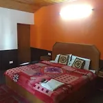 Hotel Hilltop