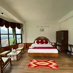 Hotel Hadimba Palace - Near Mall Road
