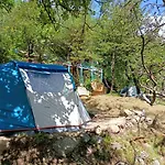 Vatika Hostel For Backpackers
