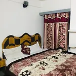 Hotel Shingar Mall Road Manali