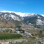 Village Classic Cottage Manali