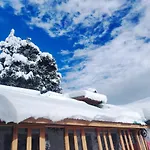 1 Bhk Independent Mud House With Netflix, Power Backup, Wifi ,Balcony, Kitchen