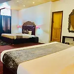 Hotel Hadimba Palace - Near Mall Road