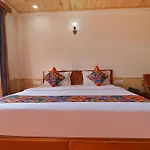 Fabhotel Shandela Near Mall Road