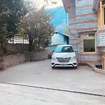 Woods Inn, Manali