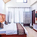 Fabhotel Flamingo Nest