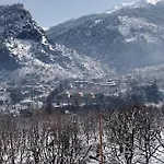 Aroma Taru Villa / Cottage ,Manali
