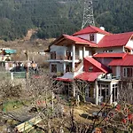 Oyo 4871 The Countryside Resort