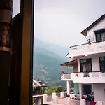 Hide-In Manali