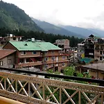 New Ambika International Mall Road Hotel