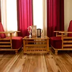 New Ambika International Mall Road Hotel
