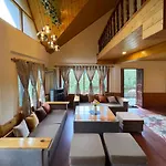 Molly\'S Cottage