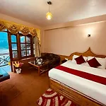 Holly Woods Hotel & Resort, Manali