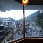 Hotel Yak