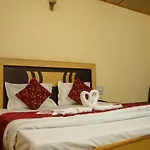 Hotel Grass Land