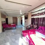 Hotel Royal - In City Center