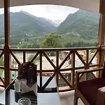 Sita Classic, Most Comfortable Family Hotel In Manali