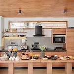 Naiden Luxury Apartments By Poshtel
