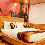 Smuggler Resort By West Western Near To Mall Road & Hadimba Temple # Swimming Pool#Free Pick From Volvo Bus Stand