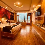 Smuggler Resort By West Western Near To Mall Road & Hadimba Temple # Swimming Pool#Free Pick From Volvo Bus Stand