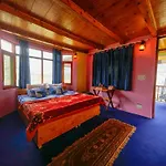 Pahadi Manzil Homestay & Hostel