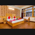 Hotel Corner Retreat