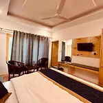 Manali Castle - Hotel & Resort