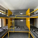 Young Monk Hostel & Cafe Old Manali