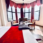 Hotel Hadimba - A Mountain View With Parking , Manali