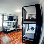 Roamate Hostel, Old Manali