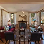 Stayvista At Jodhpur House - Pet Friendly 3Bhk Villa In Manali