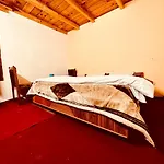 Hotel Daulat Classic - In City Centre