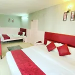 Hotel Meadows View, Near Mall Road Manali