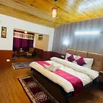 Hotel New Hilltop Inn