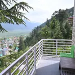 Hotel Seven Hills Manali