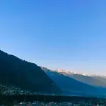 Royal Residency - A Boutique Hotel