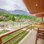 Shivalaya Retreat Hotel & Resort