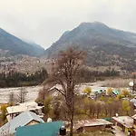 The Kanchanikoot Classic - Top Rated And Most Awarded Property In Manali