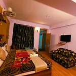 Chetna Hotel & Cottage