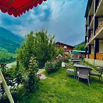 Naina Spring Resort, Manali - Away From City Hustle