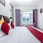 Hotel Ocean Manali- With Beautiful Terrace Near Mall Road