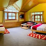 The Pahadi Resort, Manali - Riverview Resort
