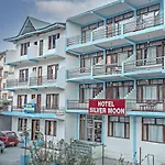 Hotel Silver Moon