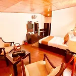 Hotel Midtown Manali