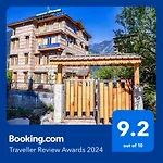Fabhotel La Kailasha Cottage