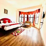 Hotel In Manali With Mountain View Near Mall Road