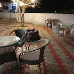Resort Apple Flower By Manali Mall Road