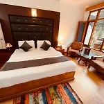 River View Resort - Affordable Luxury Stay Near Manali Mall Road