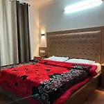 Hotel Premier Mall Road Manali