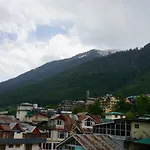 Hotel Magnolia Mallroad Manali